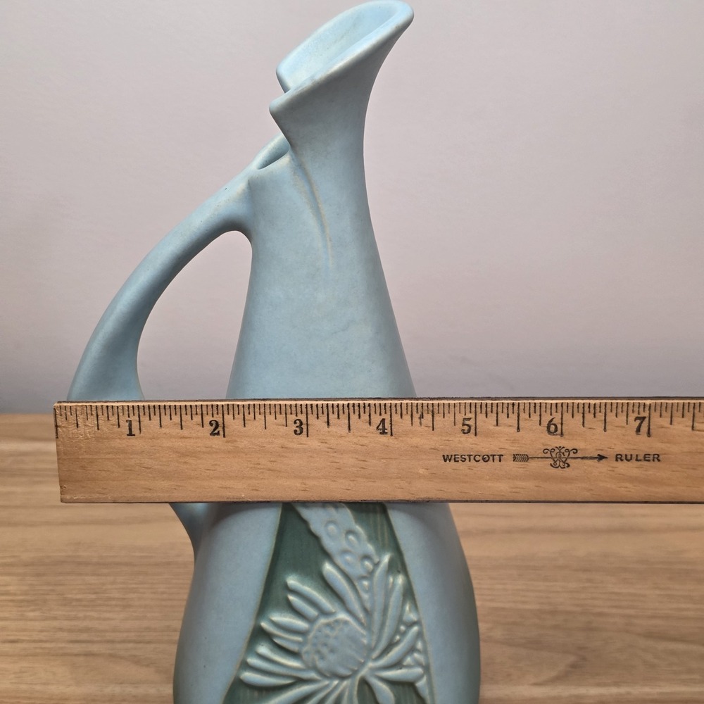 Roseville Vintage Pottery Silhouette Ewer/Pitcher, Shape 717-10, Cameo Green - Picture 12 of 12